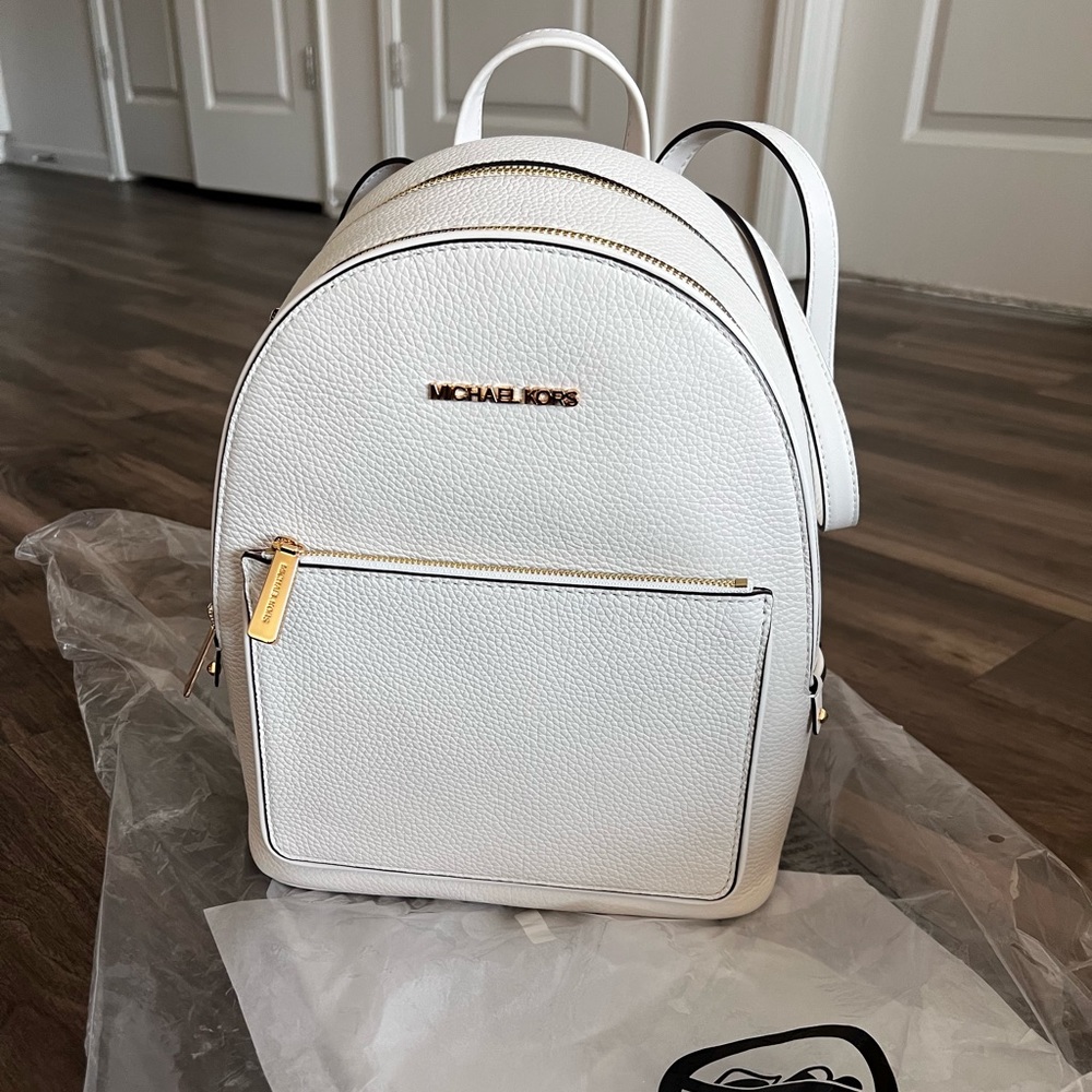 New! Michael Kors backpack 🎒